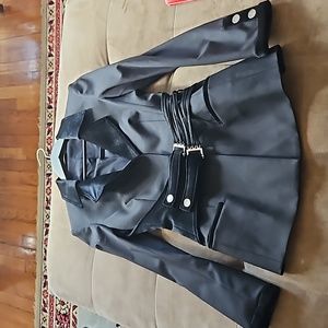 La Perla,  made in Italy,  stunning wool black blazer. Size 2